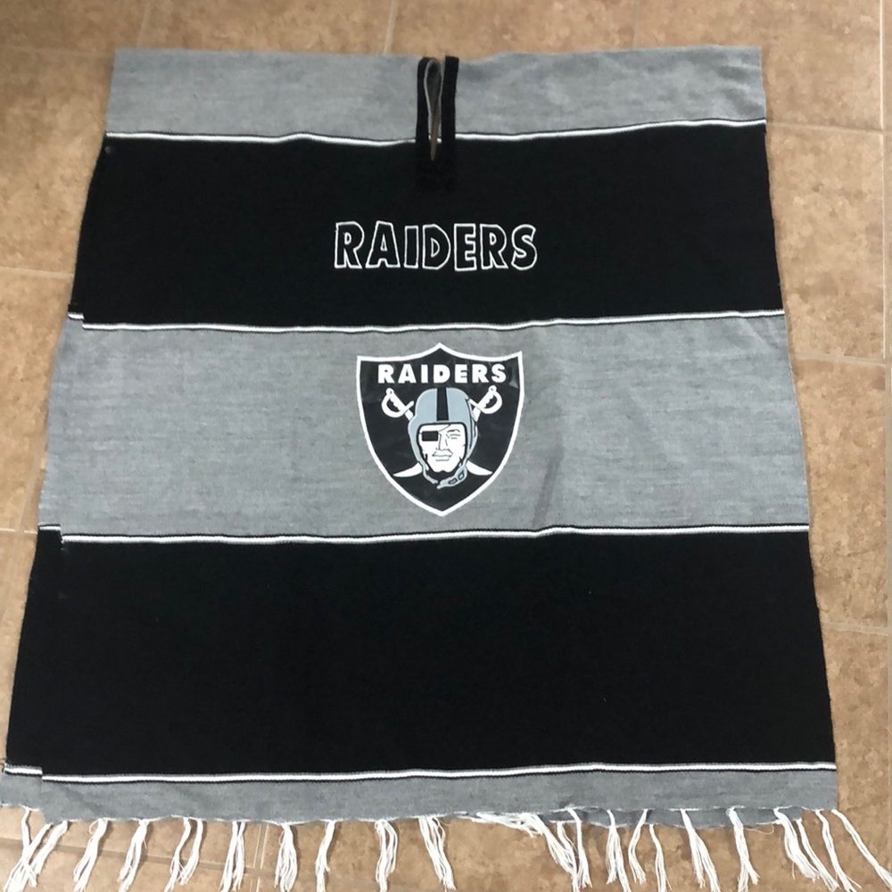 Raiders Poncho